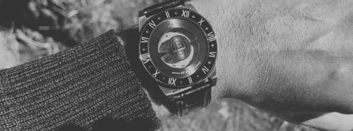 How to Read Time with an Augé