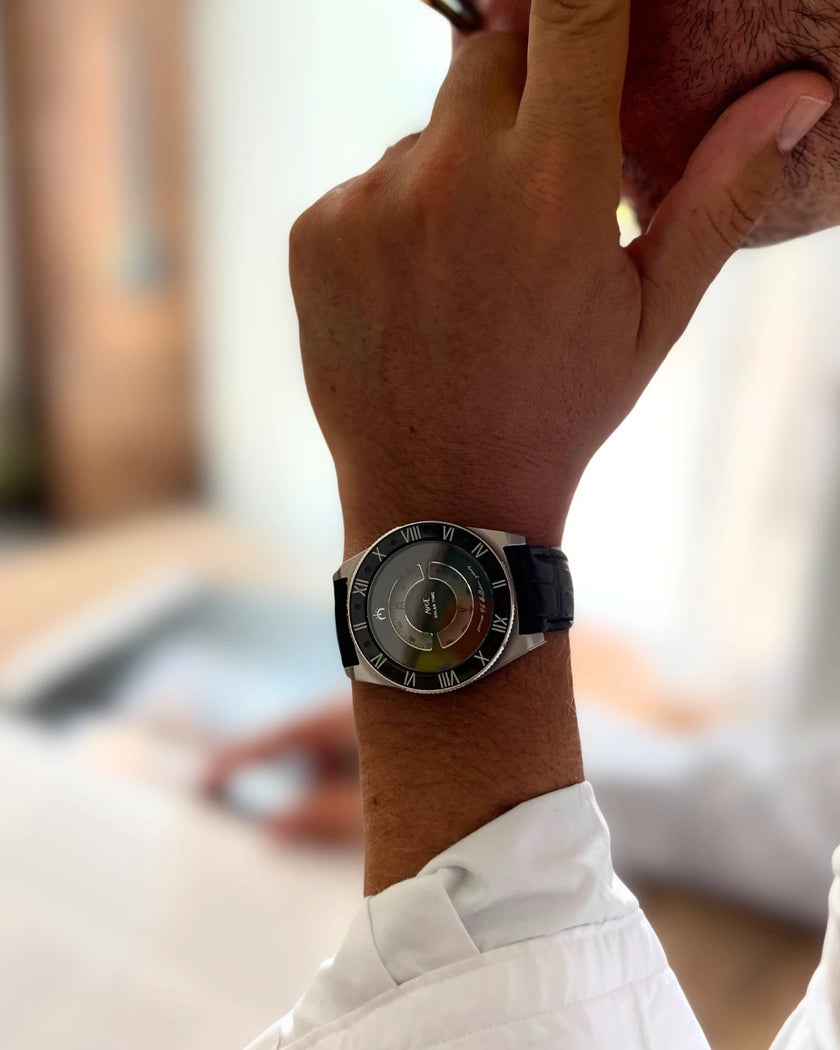 Since 4.6 B.Y.R.S. Black